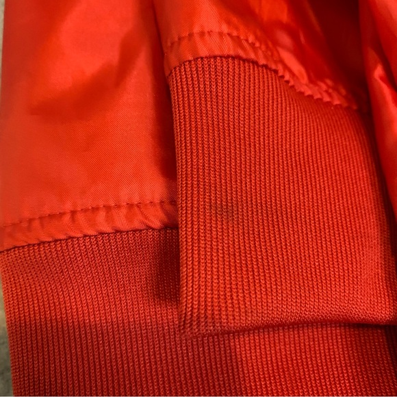 Vintage Wisconsin Badgers Red Oak Sportswear Unisex Large Windbreaker Crewneck - Picture 9 of 9